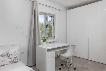 Villa in Bibinje for 12 Guests with Heated Pool