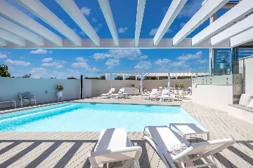 Villa in Bibinje for 12 Guests with Heated Pool