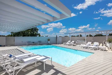 Villa in Bibinje for 12 Guests with Heated Pool