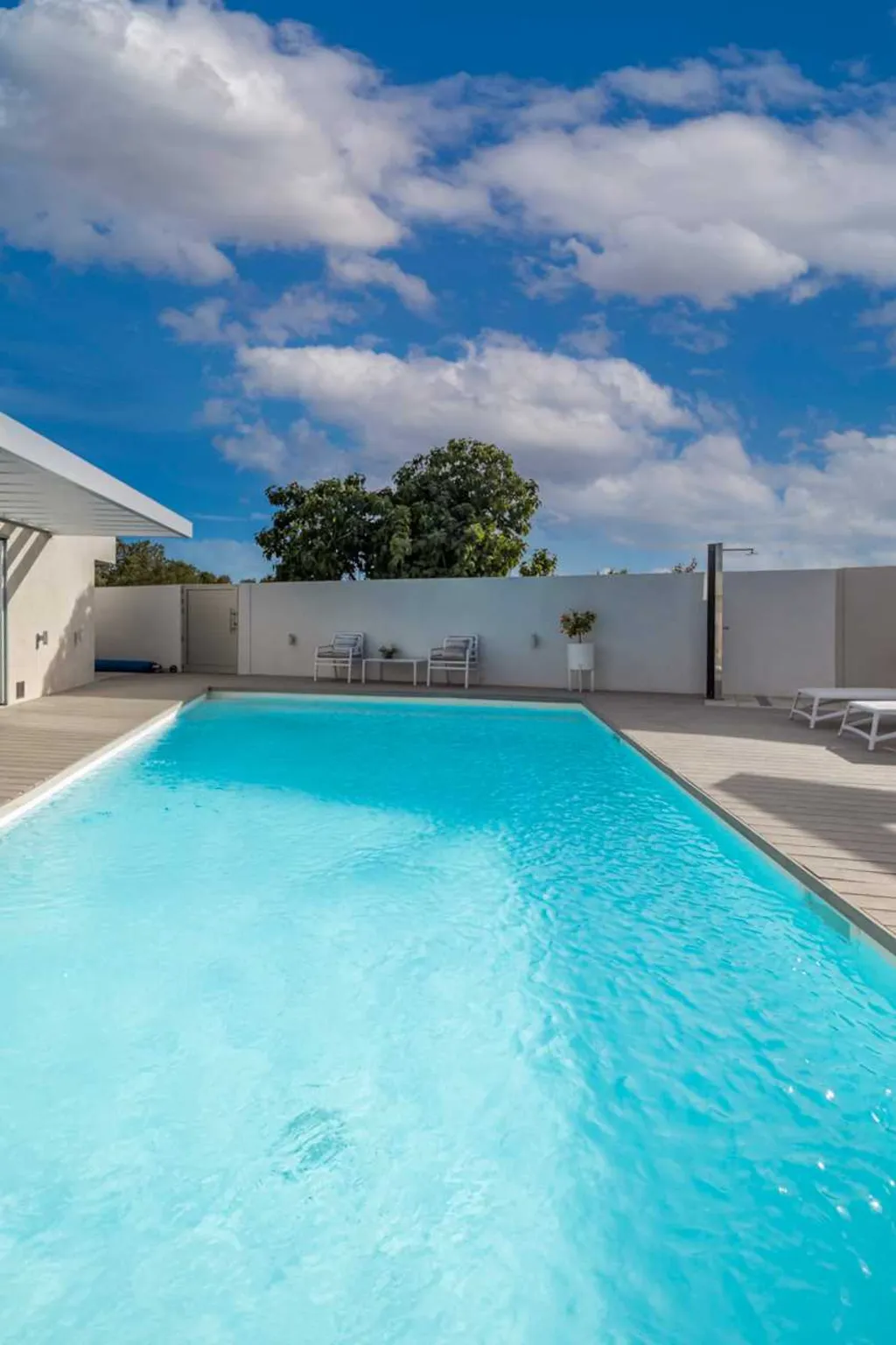Villa in Bibinje for 12 Guests with Heated Pool