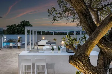 Villa in Bibinje for 12 Guests with Heated Pool