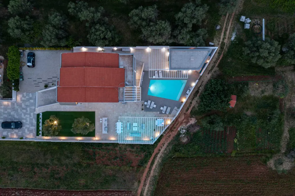 Villa in Bibinje for 12 Guests with Heated Pool