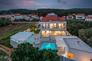 Villa in Bibinje for 12 Guests with Heated Pool