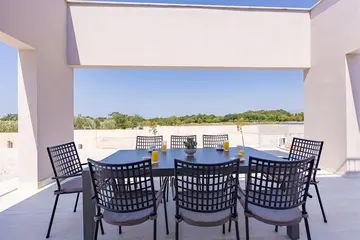 Family Villa in Poličnik for 8 to 10 Guests