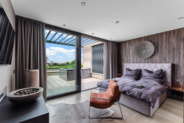 4-Bedroom Villa with Heated Pool in Višnjan