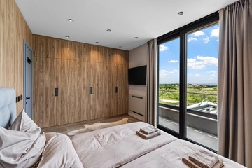 4-Bedroom Villa with Heated Pool in Višnjan