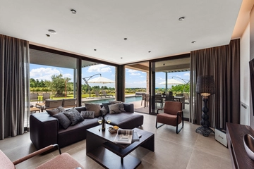 4-Bedroom Villa with Heated Pool in Višnjan