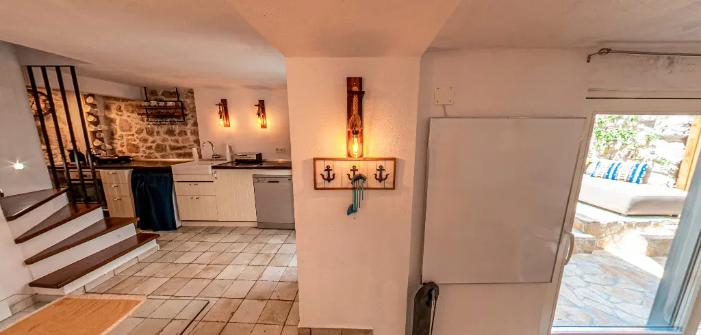 Heated Pool Villa with Privacy in Murter