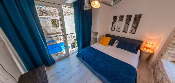 Heated Pool Villa with Privacy in Murter