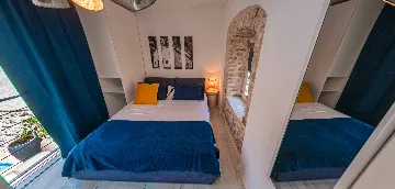 Heated Pool Villa with Privacy in Murter