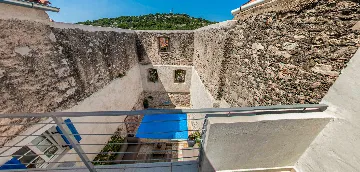 Heated Pool Villa with Privacy in Murter