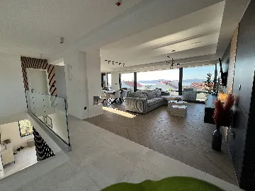 Sv. Filip i Jakov Villa with Infinity Pool and Sea View