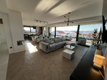 Sv. Filip i Jakov Villa with Infinity Pool and Sea View