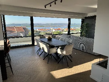 Sv. Filip i Jakov Villa with Infinity Pool and Sea View