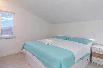 Family Villa with Private Pool in Cista Provo