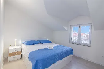 Family Villa with Private Pool in Cista Provo