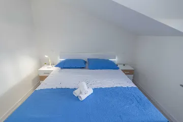 Family Villa with Private Pool in Cista Provo