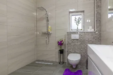 Family Villa with Private Pool in Cista Provo