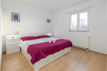 Family Villa with Private Pool in Cista Provo