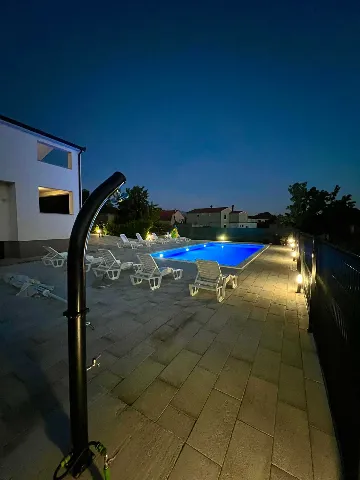 Family Villa with Private Pool in Cista Provo