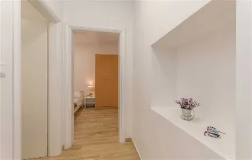 Apartment in Turanj for 4 Guests with Seaview Terrace