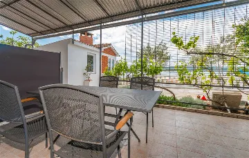 Turanj Apartment 20 Meters to the Sea