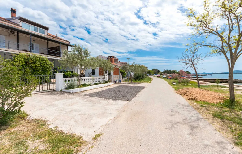 Turanj Apartment 20 Meters to the Sea