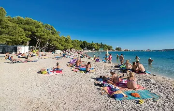 Turanj 1-Bedroom Apartment, 20 m from the Sea