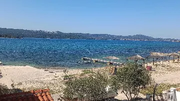 Turanj 1-Bedroom Apartment, 20 m from the Sea