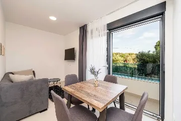 Bibinje Studio Apartment with Balcony for 2