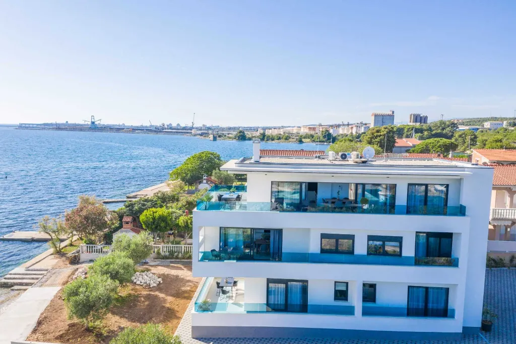 Bibinje Studio Apartment with Balcony for 2