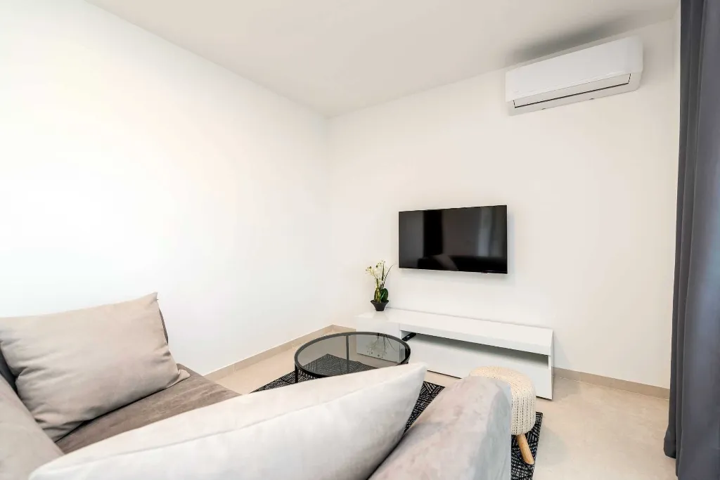 Bibinje Apartment for up to 4 with Adriatic sea view
