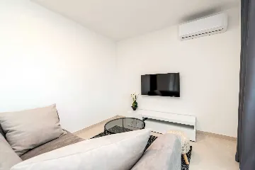 Bibinje Apartment for up to 4 with Adriatic sea view