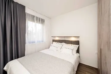 Bibinje Apartment for up to 4 with Adriatic sea view