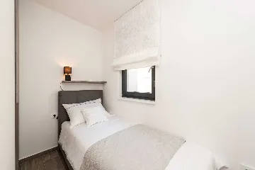 Bibinje Apartment for up to 4 with Adriatic sea view