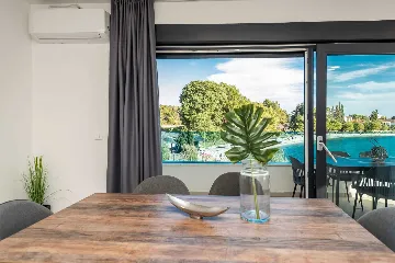 Apartment for Up to 5 Guests with Beach View in Bibinje