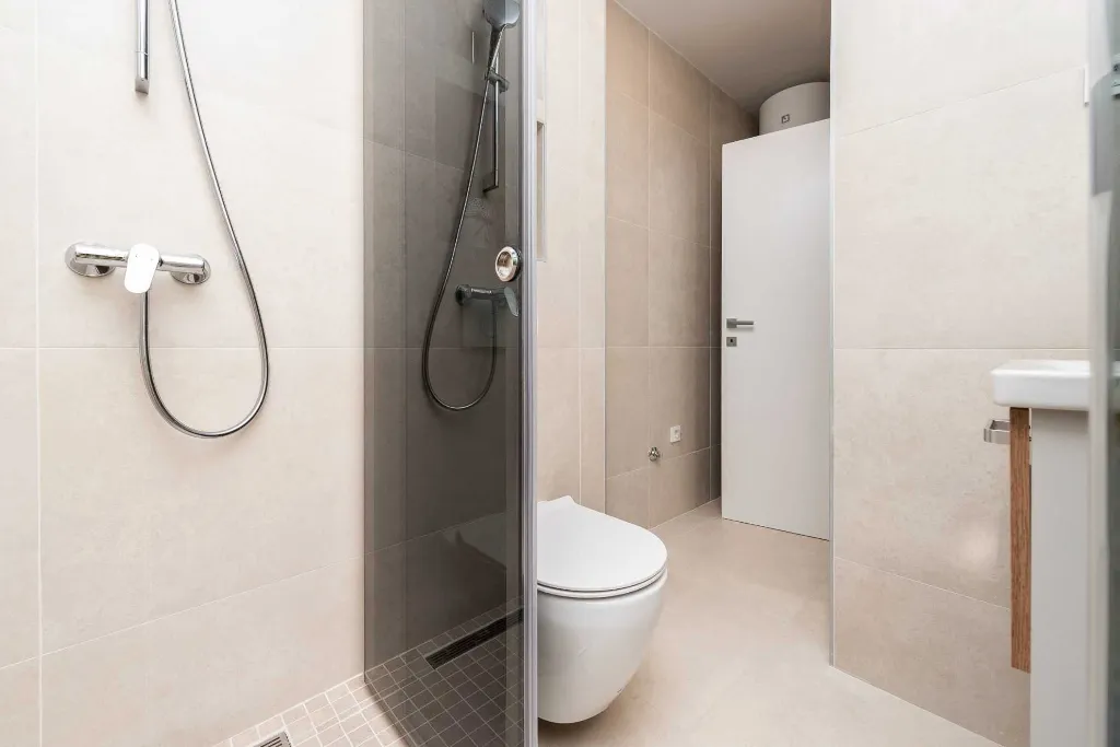 Apartment for Up to 5 Guests with Beach View in Bibinje