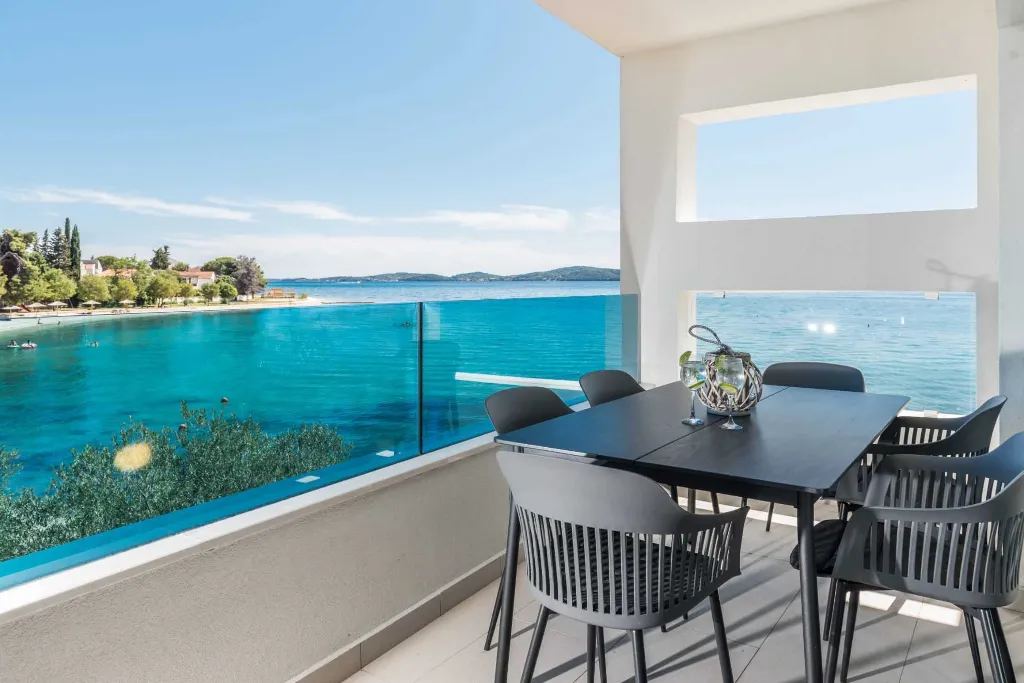 Apartment for Up to 5 Guests with Beach View in Bibinje