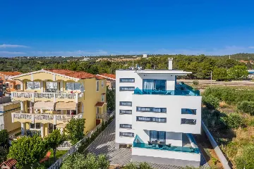 Apartment for Up to 5 Guests with Beach View in Bibinje