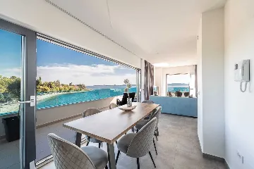 Bibinje Penthouse Apartment for 7 Guests