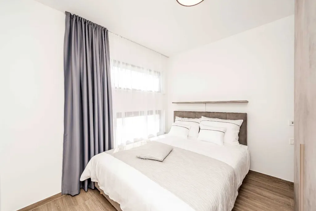 Bibinje Penthouse Apartment for 7 Guests