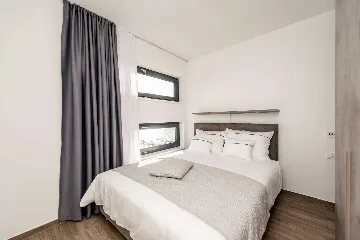 Bibinje Penthouse Apartment for 7 Guests