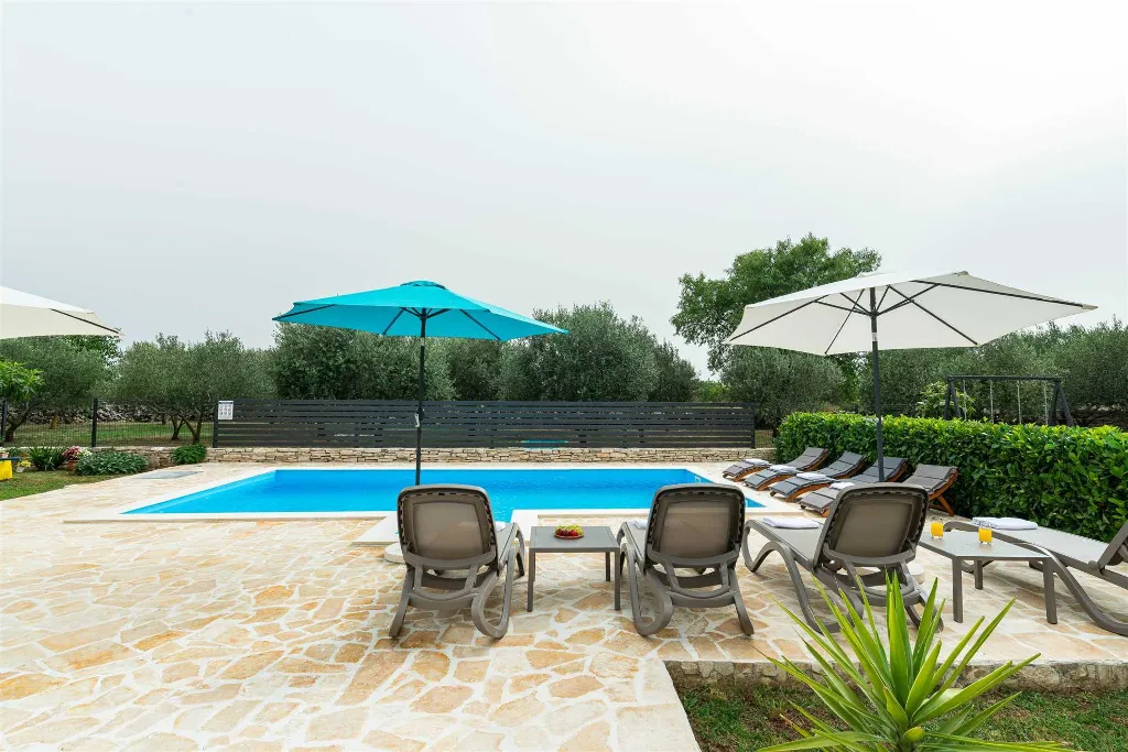 Čitluk 4-Bedroom Villa with Swimming Pool
