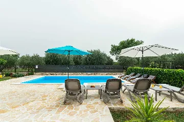 Čitluk 4-Bedroom Villa with Swimming Pool