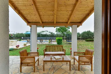 Čitluk 4-Bedroom Villa with Swimming Pool