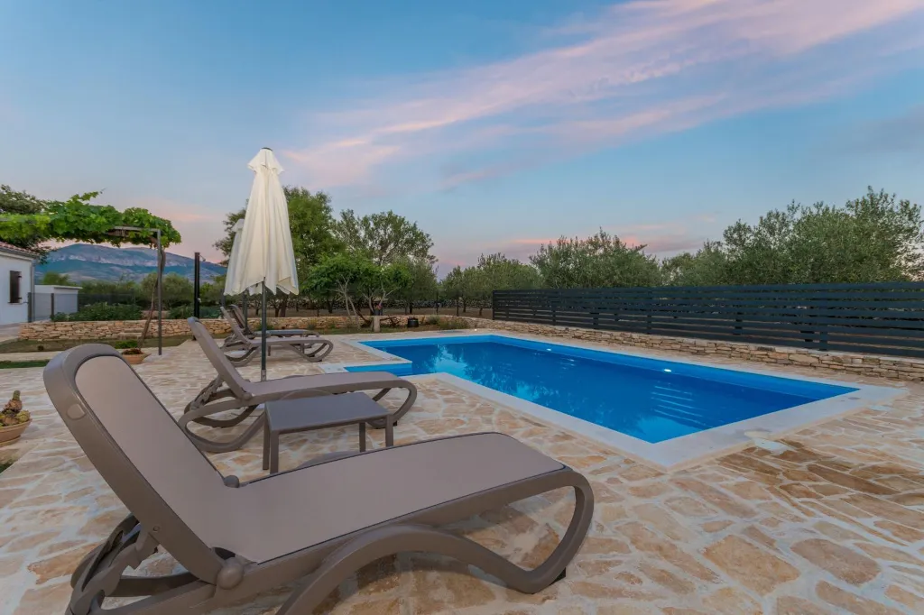 Čitluk 4-Bedroom Villa with Swimming Pool