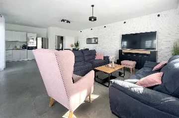 Zadar 4-Bedroom Villa with Heated Private Pool