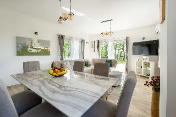 Modern Villa for 6 Guests in Lovreć with Outdoor Pool