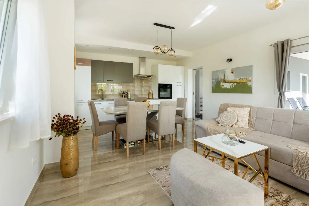 Modern Villa for 6 Guests in Lovreć with Outdoor Pool