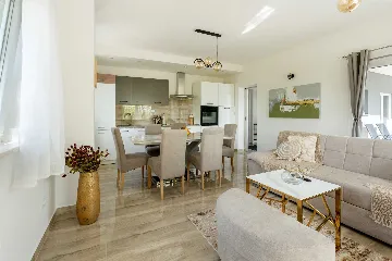 Modern Villa for 6 Guests in Lovreć with Outdoor Pool